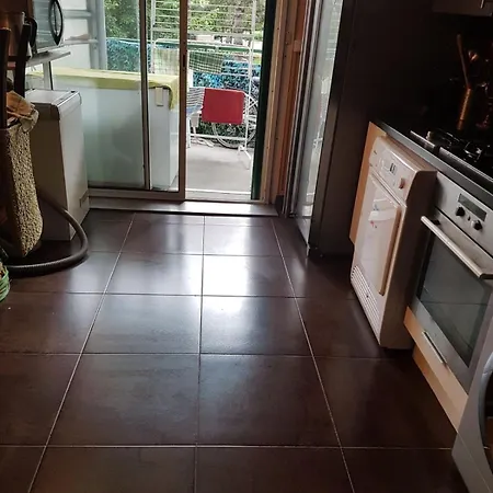 Maison d'hôtes Ina-olivia F5 A *